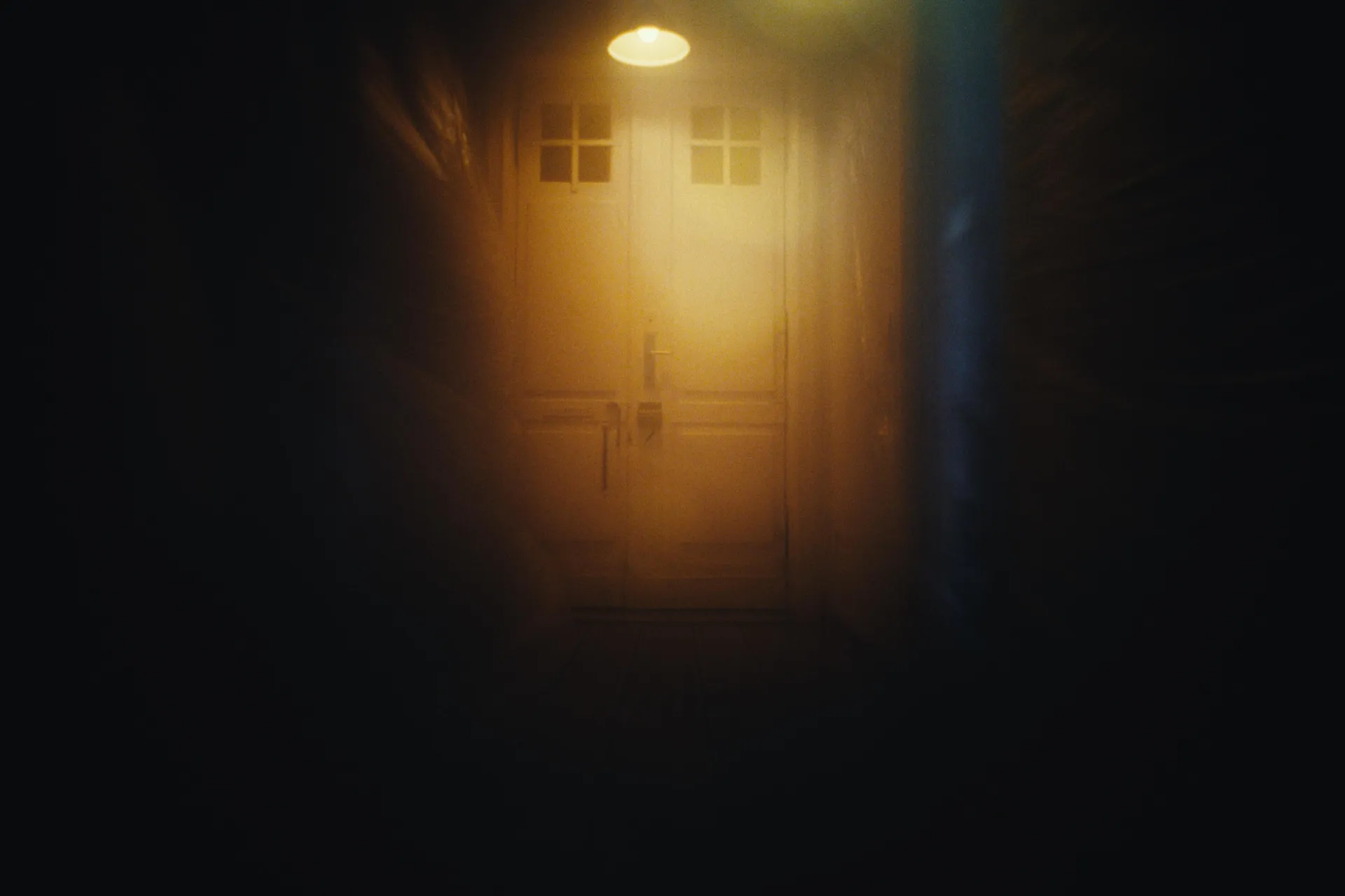 黑椒盖饭 - 封面故事：镜头下的真实世界